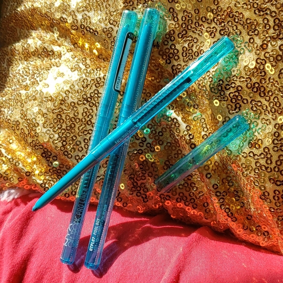 NYX OFF TROPIC PRO LINER - Picture 4 of 8